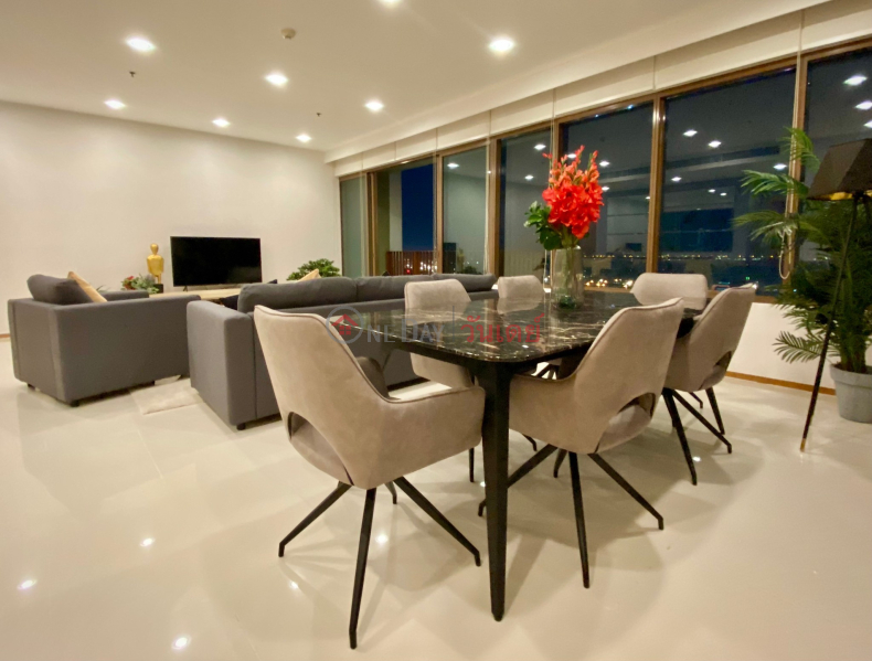 Property Search Thailand | OneDay | Residential | Rental Listings | Condo for Rent: The Emporio Place, 162 m², 3 bedroom(s)