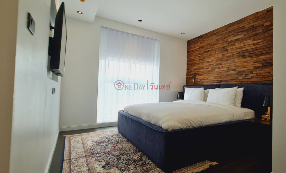 Condo for Rent: Penthouse Condominium 3, 250 m², 4 bedroom(s) Rental Listings