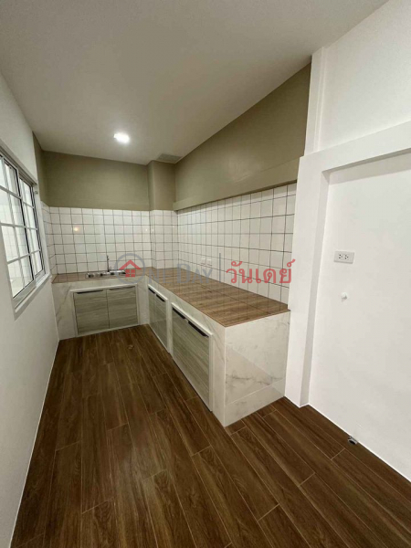 Single story townhouse, Muang Thong zone, Coordinates: Wichit - Bo Rae Thailand Sales | ฿ 2.45Million