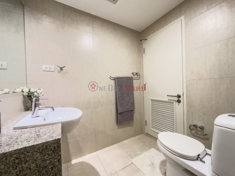 ฿ 93,500/ month Condo for Rent: The Royal Maneeya, 126 m², 2 bedroom(s)