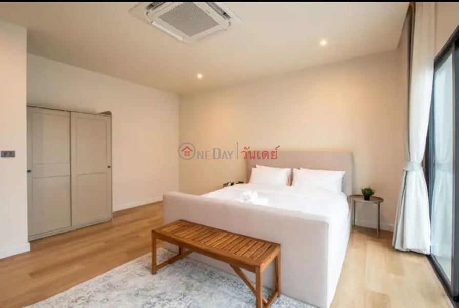 ฿ 250,000/ month Others for Rent: Townhome, 350 m², 3 bedroom(s)