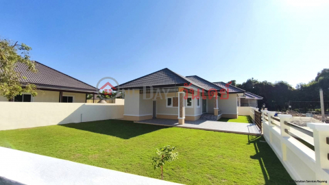 3 BEDROOM HOUSE FOR SALE NEAR NARAI ROAD & MAE RAMPHUENG BEACH IN RAYONG _0