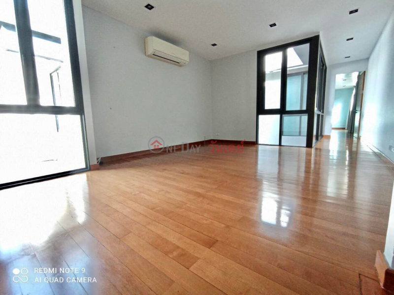 ฿ 220,000/ month, 4 beds-Single House in Compound