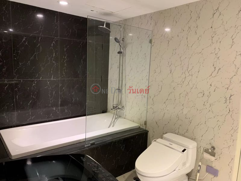 Condo for Rent: State Tower, 88 m², 1 bedroom(s) Rental Listings