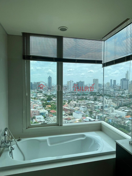 ฿ 60,000/ month Condo for Rent: Watermark Chaophraya River, 146 m², 3 bedroom(s)