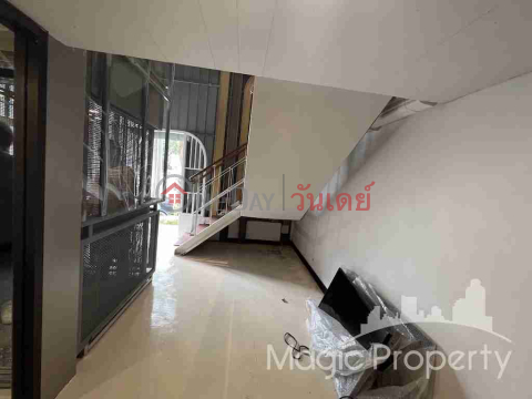 Thonglor Sukhumvit 55, Watthana, Bangkok (MAG-MGP413)_0