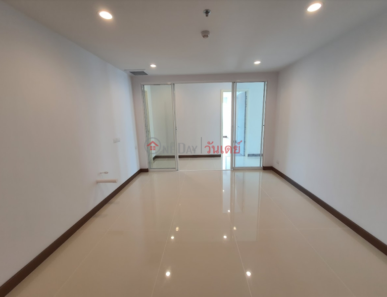 Property Search Thailand | OneDay | Residential, Rental Listings Condo for Rent: Supalai Riva Grande, 457 m², 4 bedroom(s)