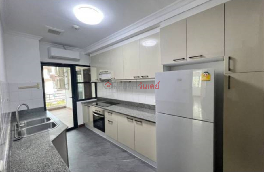 ฿ 85,000/ month, Condo for Rent: P.r.home 3 Apartment, 200 m², 2 bedroom(s)