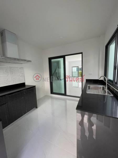  5, Residential | Rental Listings ฿ 180,000/ month