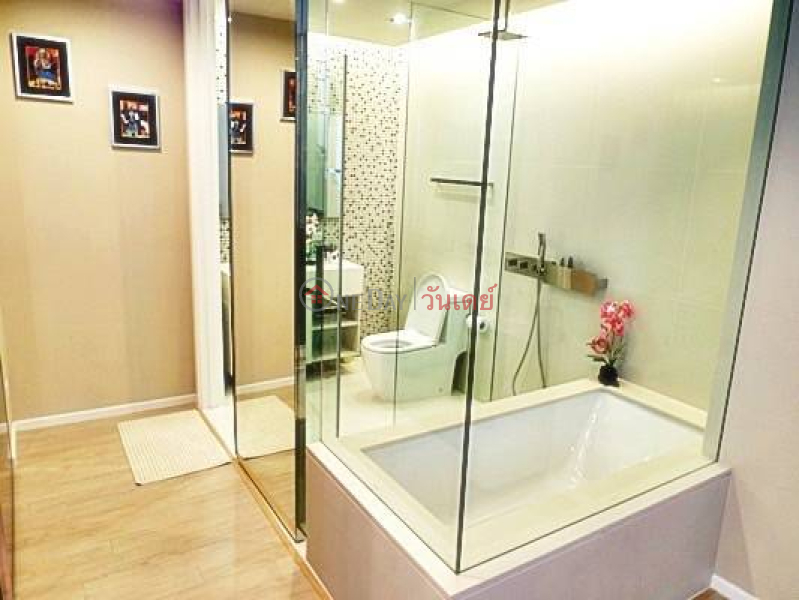 Property Search Thailand | OneDay | Residential Rental Listings | Condo for Rent: The Room Sukhumvit 21, 52 m², 1 bedroom(s)