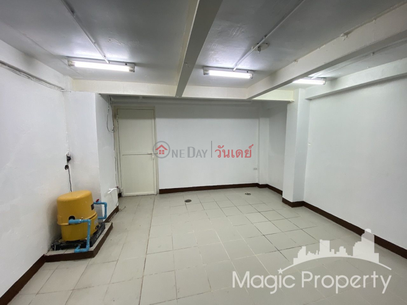 ฿ 45,000/ month, 4 Floors Shophouse For Rent in Soi Sukhumvit 71(Pridi 32),Watthana, Bangkok