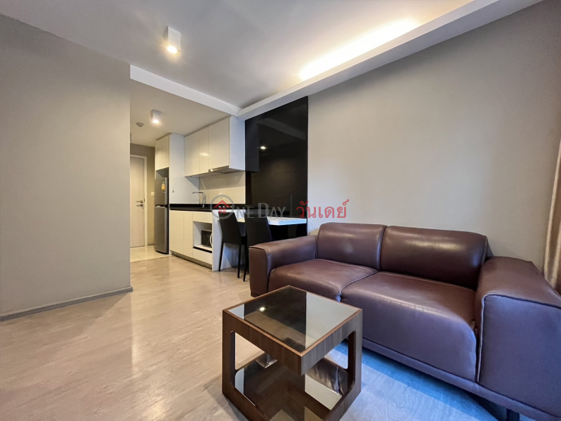 Condo for Rent: Maestro 39, 50 m², 2 bedroom(s) Rental Listings