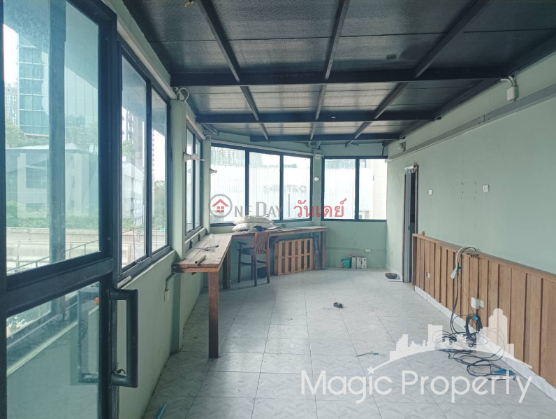 Property Search Thailand | OneDay | Residential, Rental Listings | Commercial Building on Sukhumvit Road For Rent, Khlong Toei, Bangkok