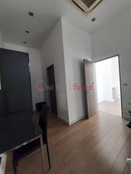 ฿ 80,000/ month, Condo for Rent: Trapezo Sukhumvit 16, 118 m², 3 bedroom(s)