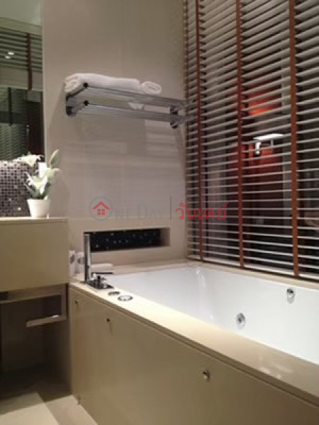 Condo for Rent: The Address Sukhumvit 28, 44 m², 1 bedroom(s) Rental Listings