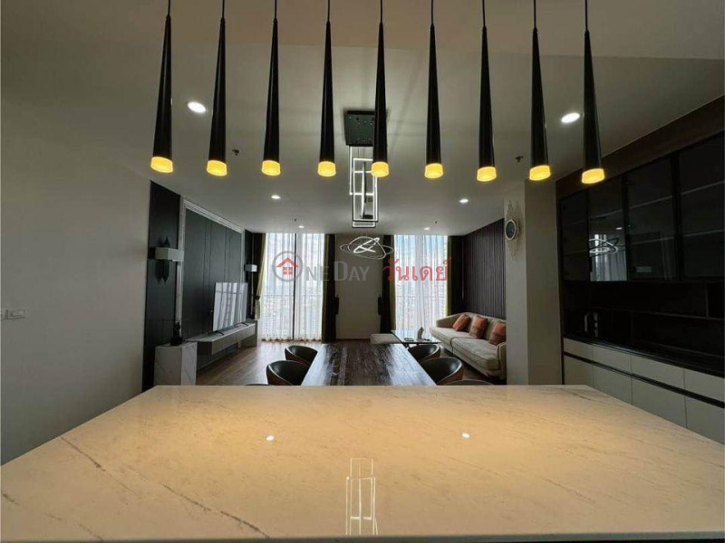 ฿ 90,000/ month Condo for Rent: Noble BE 33, 138 m², 3 bedroom(s)