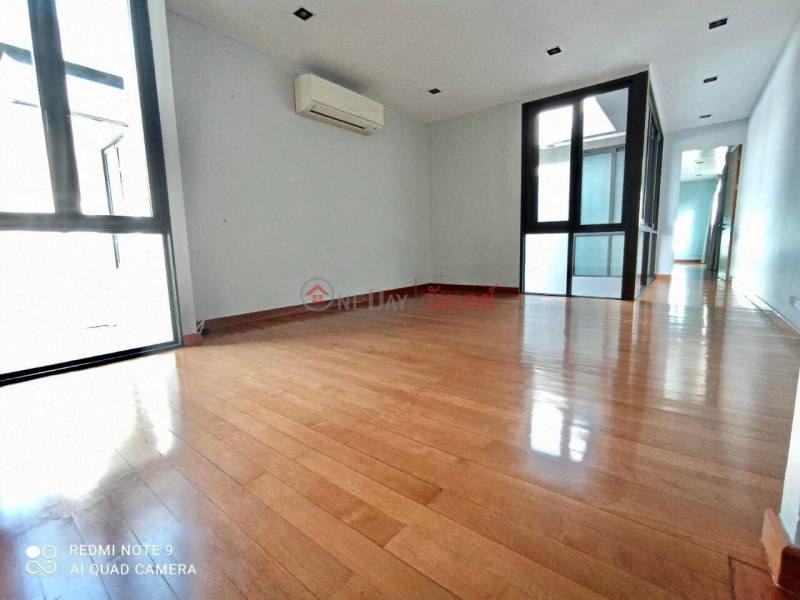 ฿ 220,000/ เดือน 4 beds-Single House in Compound