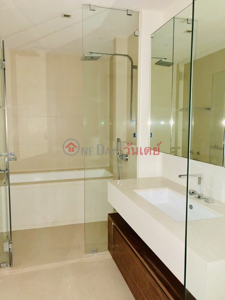 ฿ 110,000/ month, Condo for Rent: The River, 184 m², 3 bedroom(s)